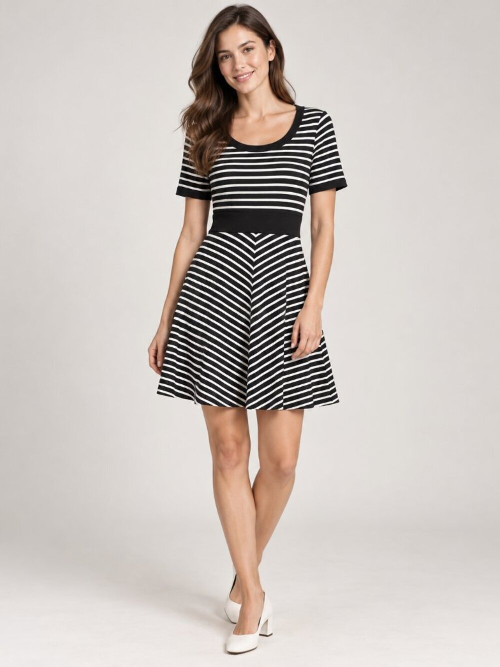 Liz Claiborne Black White Striped Fit & Flare Dress Size 8 Chevron Waist